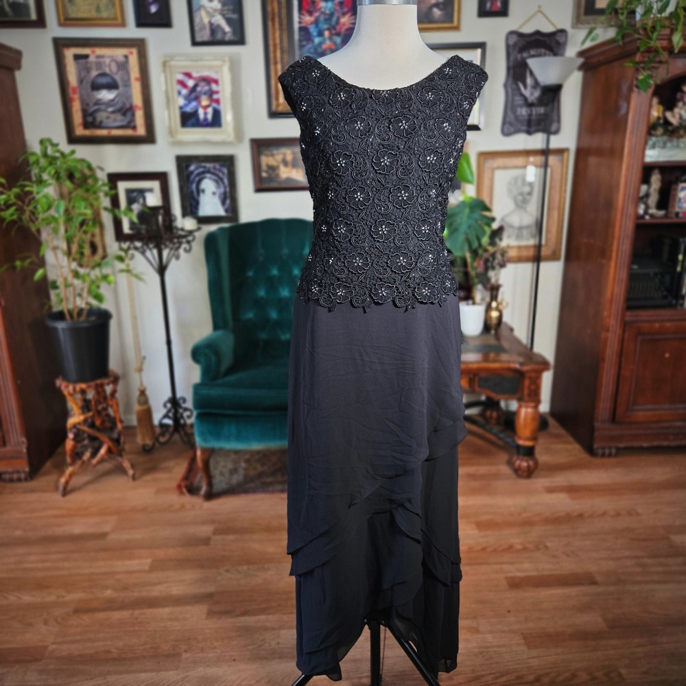 Cameron Blake Evening Gown Black Lace Chiffon Tiered‎ Formal Maxi Dress Womens 8